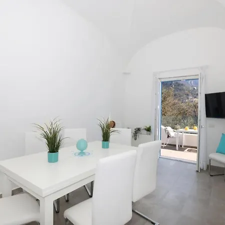 - In Maison d'hôtes Positano