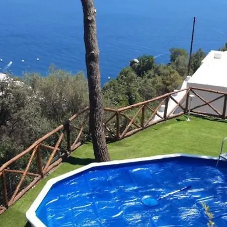 Casa de hóspedes - In *